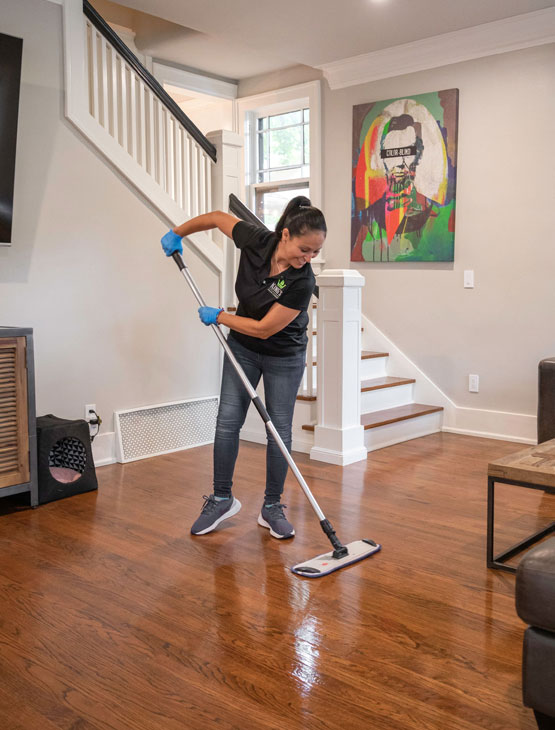 Logan Bond Cleaning Service from Amazing Carpet Cleaning Experts