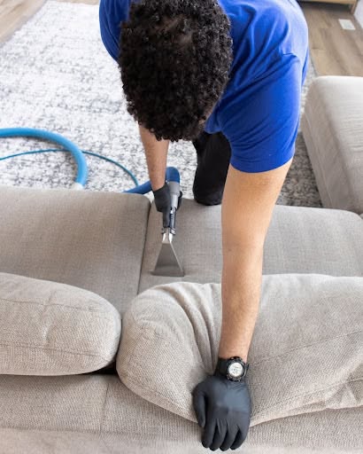 book our carpet cleaning before Christmas